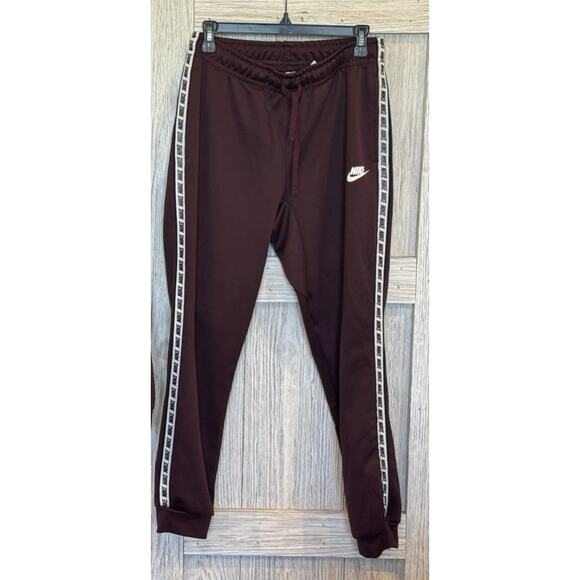 Nike Mens Maroon Sportswear Logo Tapered Leg Elastic Waist Sweatpants Size Small - Picture 2 of 11